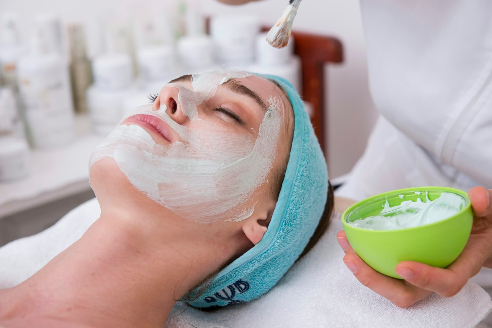 KIAN Privé clinical-luxury treatment suite